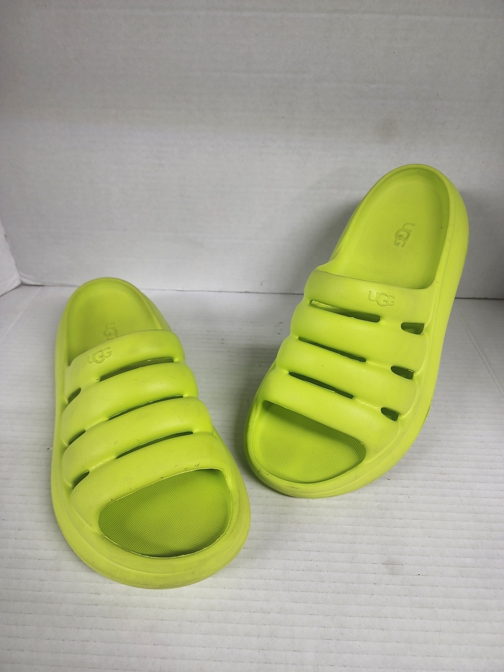 UGG Womens' Neon Yellow Slide Sandals Size 11